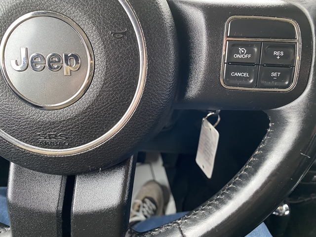 2013 Jeep Wrangler Unlimited Sahara - Photo 17