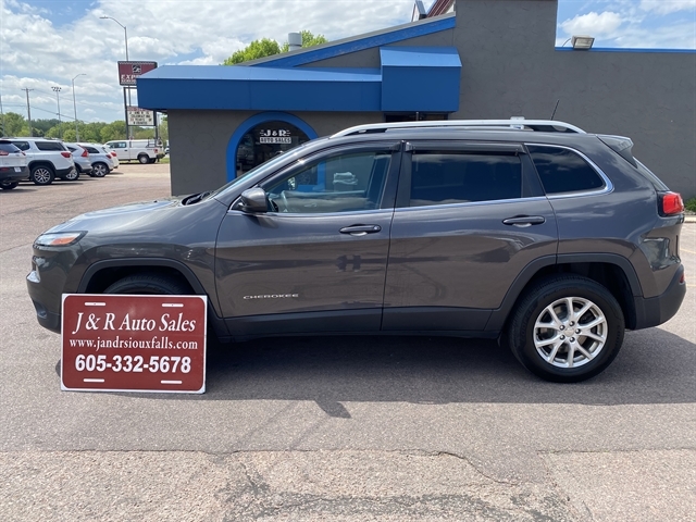 2016 Jeep Cherokee Latitude 4X4's photo