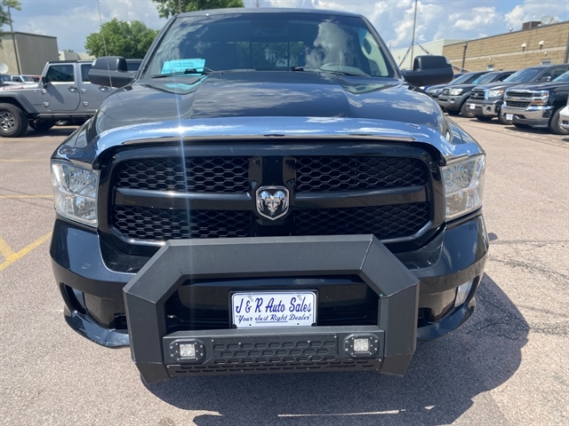 2014 RAM 1500 Express 4x4 Quad Cab's photo