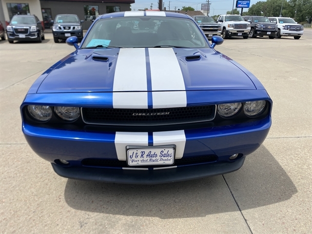 2012 Dodge Challenger SXT's photo