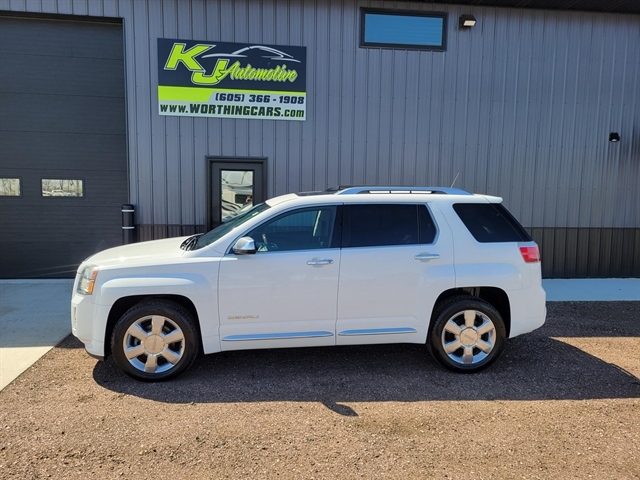 2015 GMC Terrain AWD Denali's photo