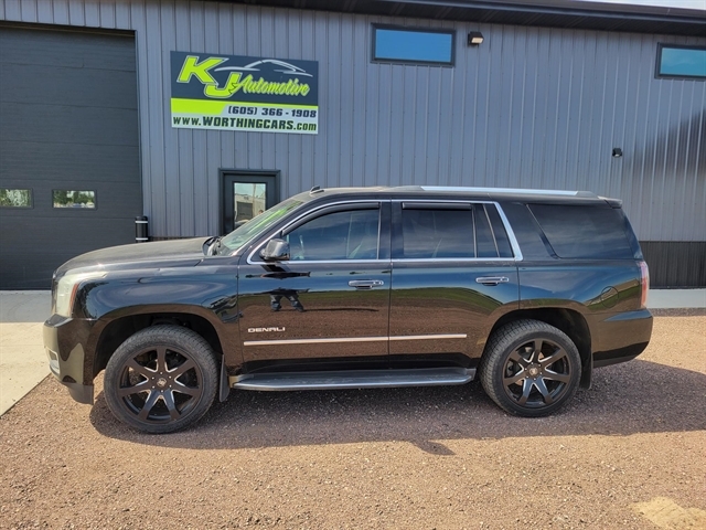 2015 GMC Yukon 4WD Denali's photo