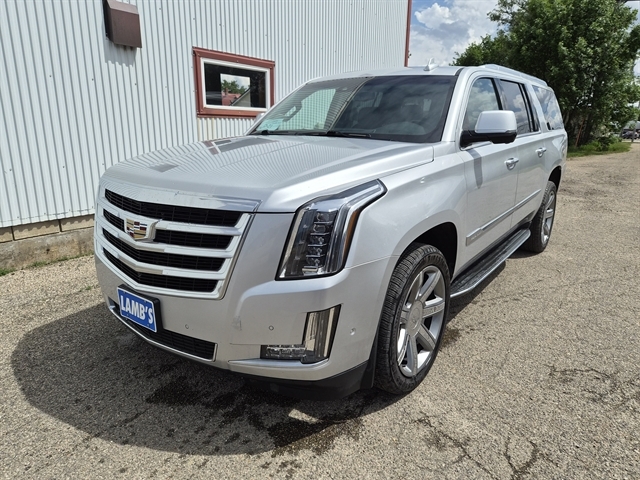 2017 Cadillac Escalade ESV AWD Luxury's photo