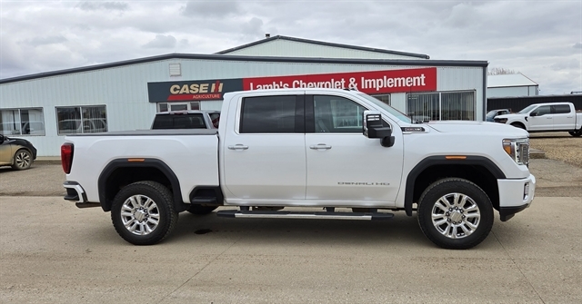 2023 GMC Sierra 4WD Crew Cab Standard Box Denali's photo