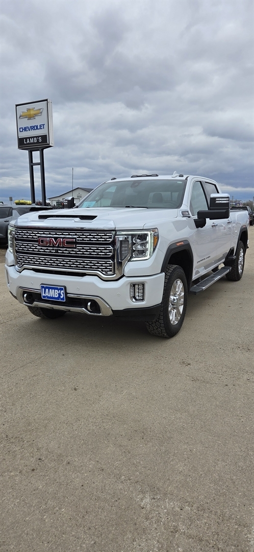2023 GMC Sierra 4WD Crew Cab Standard Box Denali's photo