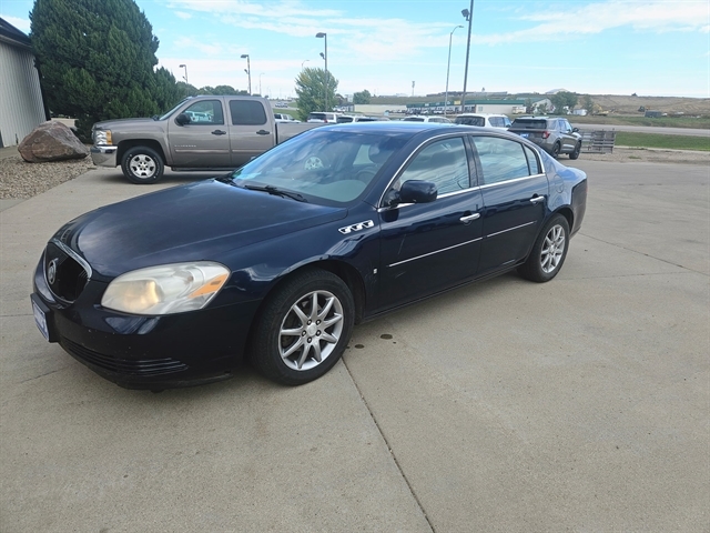 Used 2007 Buick Lucerne CXL with VIN 1G4HD57247U217545 for sale in Onida, SD