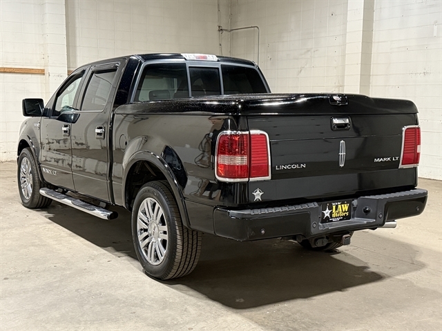 2008 Lincoln Mark LT photo 3