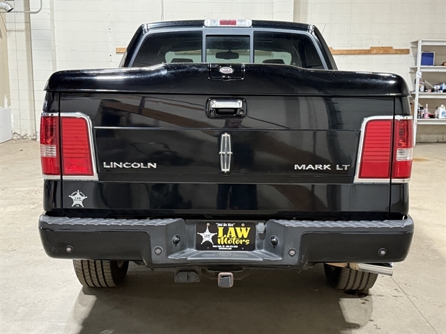 2008 Lincoln Mark LT photo 4