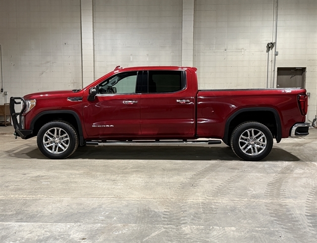 2021 GMC Sierra 4WD Crew Cab Short Box SLT's photo