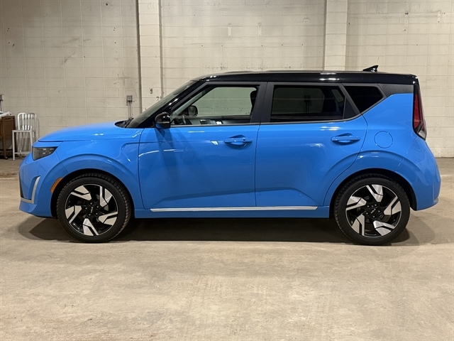 2023 Kia Soul 2.0LT GT-Line IVT's photo