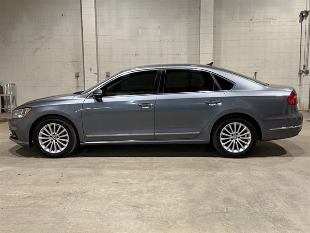 2016 Volkswagen Passat 1.8T SE Auto PZEV's photo