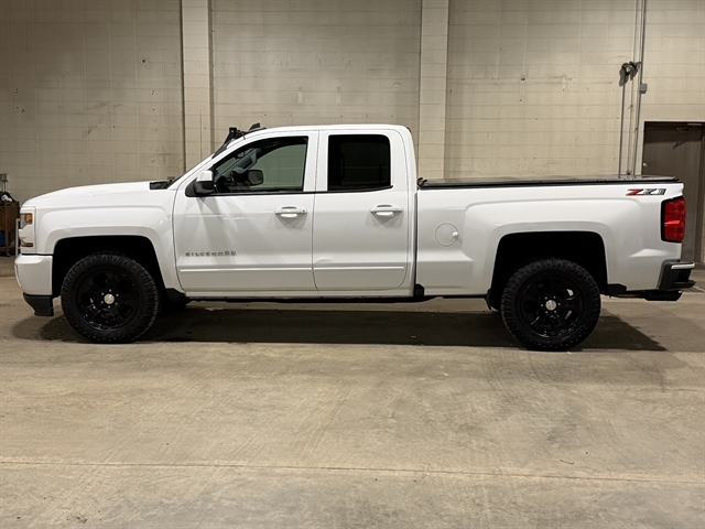 2018 Chevrolet Silverado 1500 LT 4X4 Double Cab Std Box's photo