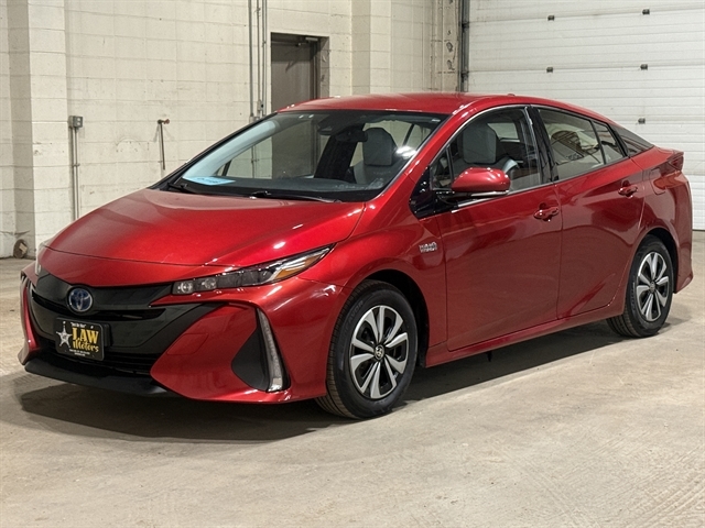 2018 Toyota Prius Prime Premium's photo