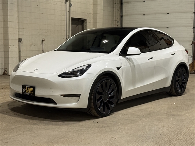 2021 Tesla Model Y Performance Dual Motor All-Wheel Drive's photo