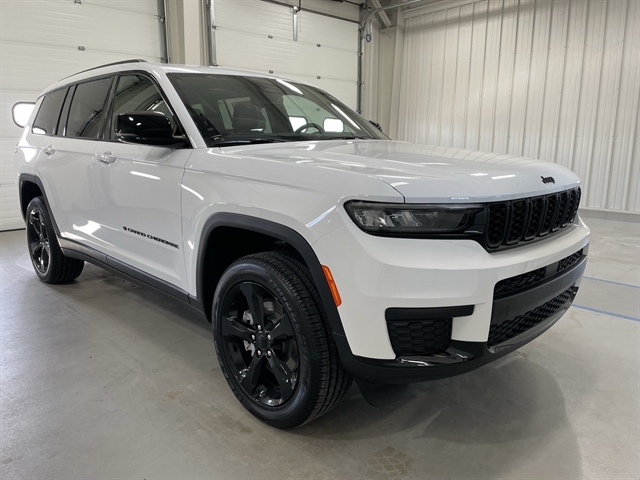 Stock# 18300 NEW 2023 JEEP GRAND CHEROKEE L