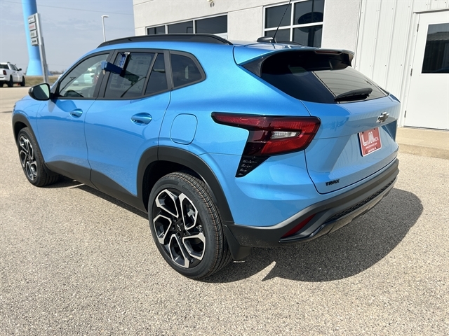 2026 Chevrolet Trax RS - Photo 8
