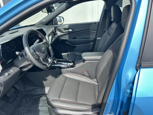 2026 Chevrolet Trax RS - Photo 14