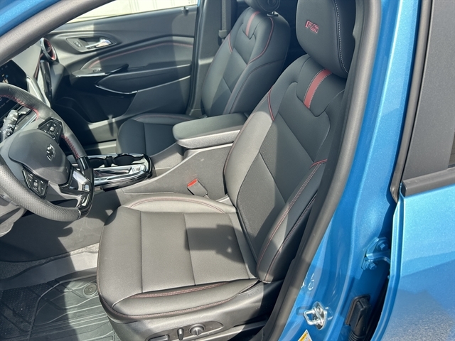 2026 Chevrolet Trax RS - Photo 15