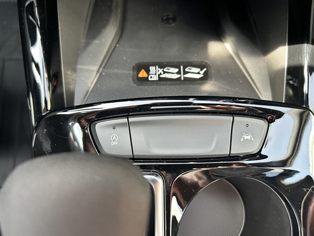 2026 Chevrolet Trax RS - Photo 35