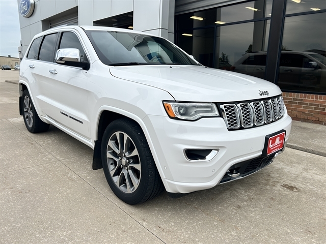 2018 Jeep Grand Cherokee Overland 4WD's photo