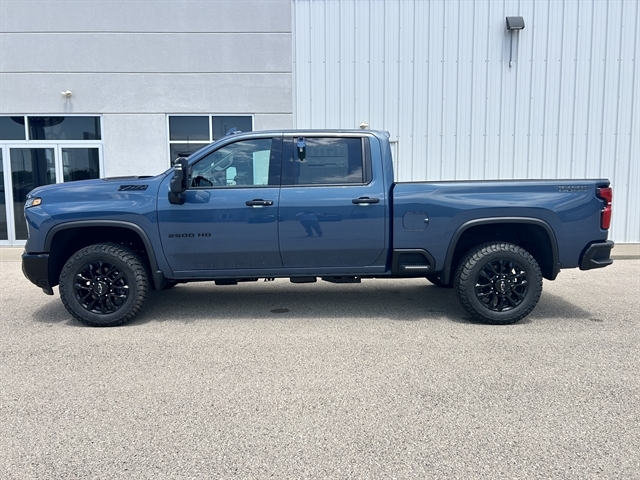 2026 Chevrolet Silverado 2500 HD LTZ - Photo 9