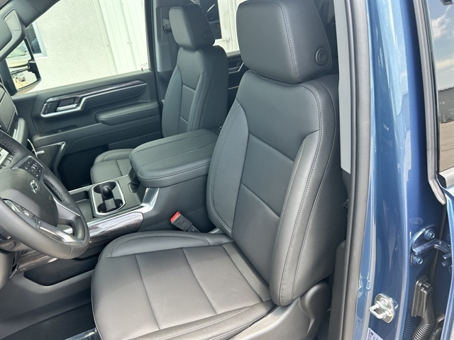 2026 Chevrolet Silverado 2500 HD LTZ - Photo 15