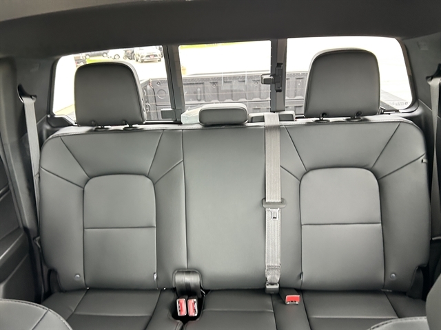 2026 Chevrolet Colorado Trail Boss - Photo 17