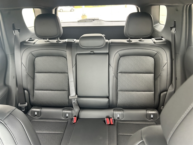 2027 Chevrolet Equinox LT - Photo 17