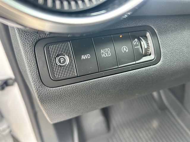 2027 Chevrolet Equinox LT - Photo 25
