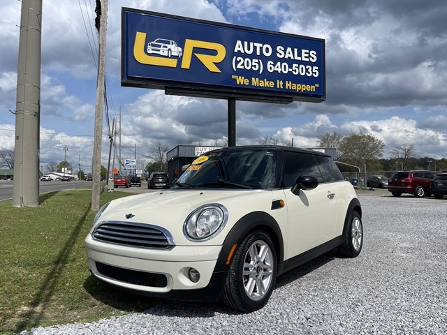 2009 MINI Cooper Base's photo