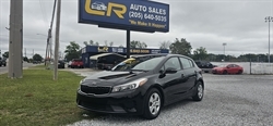 2017 Kia Forte5