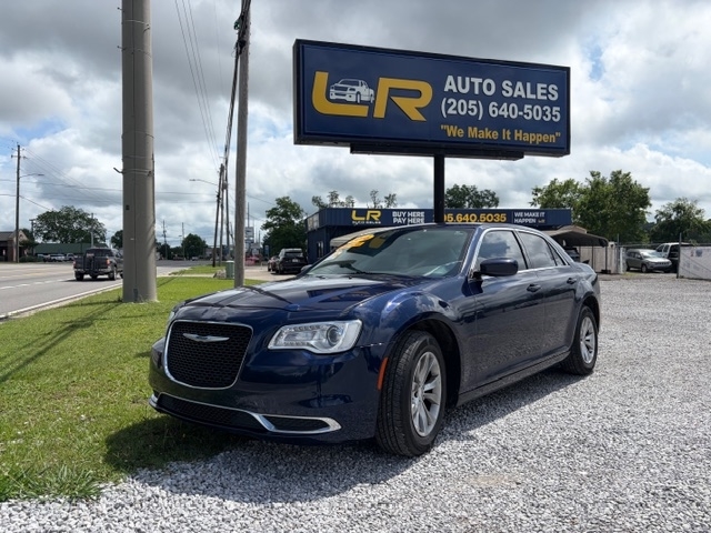 2016 Chrysler 300 Limited's photo
