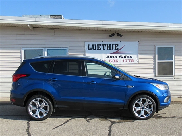 2019 Ford Escape Titanium photo 3
