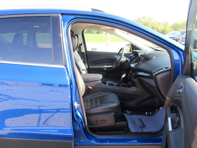 2019 Ford Escape Titanium photo 14