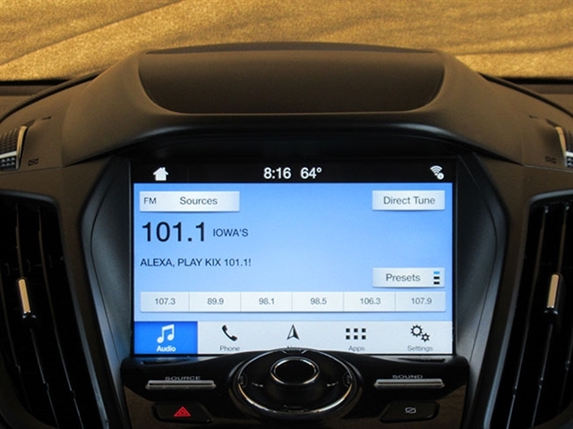 2019 Ford Escape Titanium photo 24