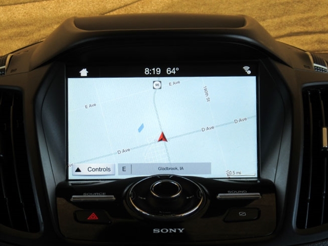 2019 Ford Escape Titanium photo 25