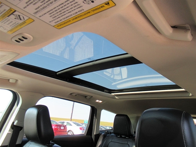 2019 Ford Escape Titanium photo 35