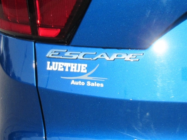 2019 Ford Escape Titanium photo 37