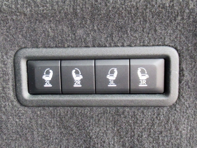 2024 Jeep Grand Wagoneer L Series III - Photo 12