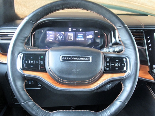 2024 Jeep Grand Wagoneer L Series III - Photo 20