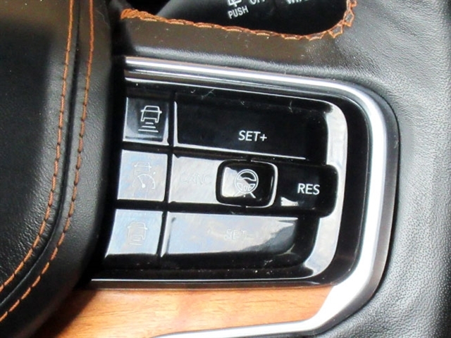 2024 Jeep Grand Wagoneer L Series III - Photo 22