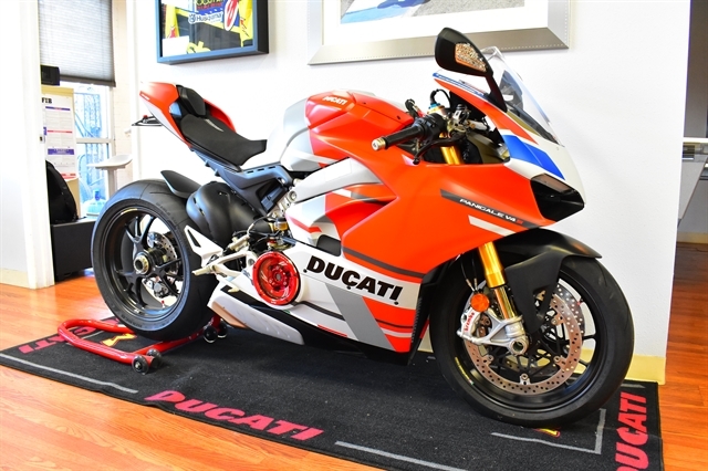 Ducati panigale sale v4s corse price