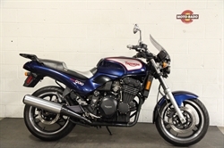1998 TRIUMPH TRIDENT 900
