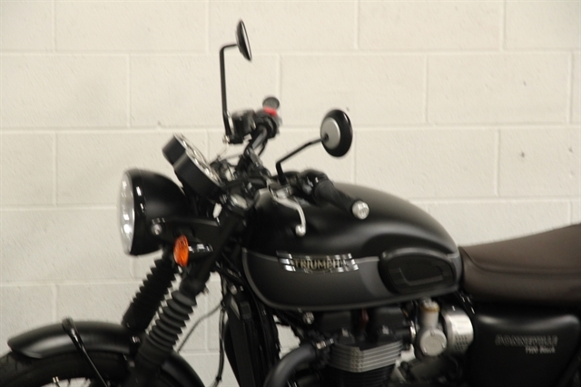 Stock# MZ2956 USED 2022 TRIUMPH T120 BLACK | Lakewood, Colorado