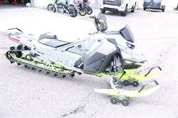 2023 SKI-DOO Summit X Expert 850 Turbo R
