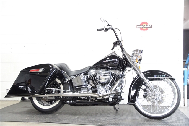 Stock# H30374 USED 2017 HARLEY DAVIDSON HERITAGE SOFTAIL CLASSIC