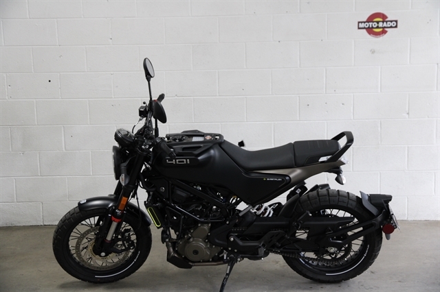 Stock# M01098-1 USED 2023 HUSQVARNA Svartpilen 401 | Lakewood