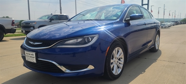 2015 CHRYSLER 200