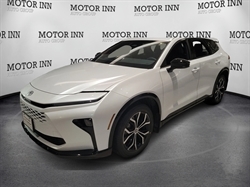 2025 Toyota Crown Signia