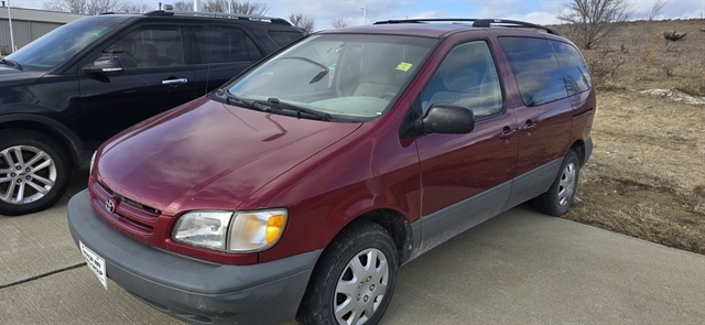 1998 Toyota Sienna
